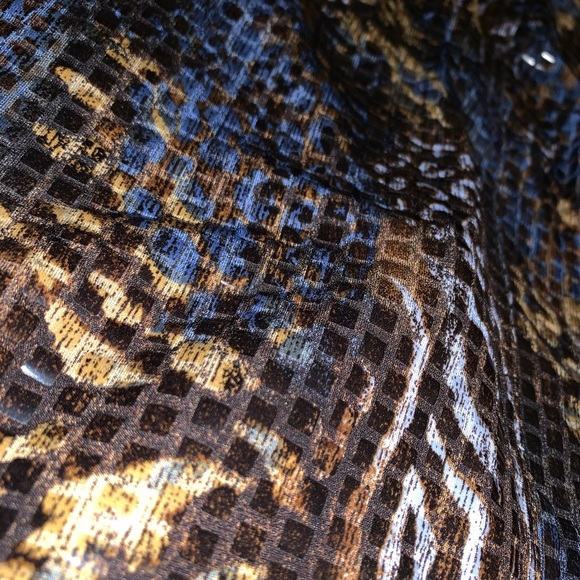 Used women’s ruby rd. Jacket - Picture 9 of 11